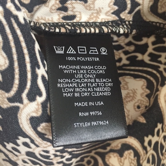 Painted Threads Boxy Damask Top Size L - Picture 5 of 5